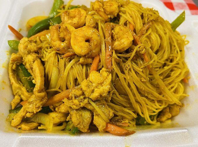 V-Fideos de Arroz al Estilo Singapur