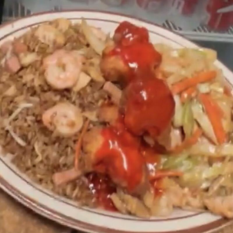 E- Arroz Esp. Pollo Agridulce. Chop Suey Esp