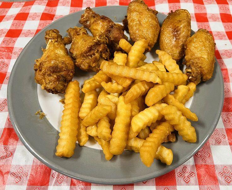 Lemon pepper chicken wings (6)